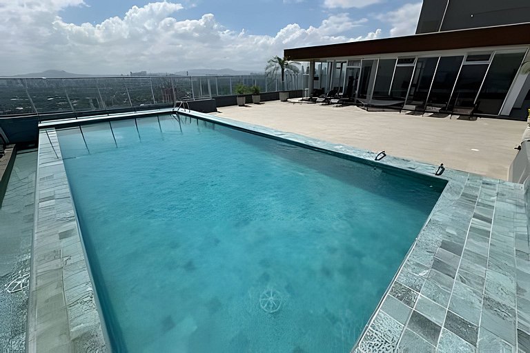 Apto c/ piscina, academia, vaga -próx metrô (1402)