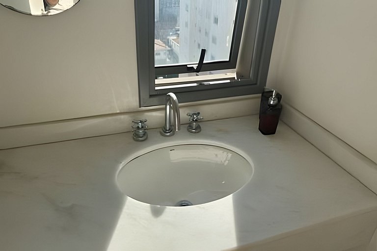 Studio de Luxo c/ piscina, academia e garagem (95)