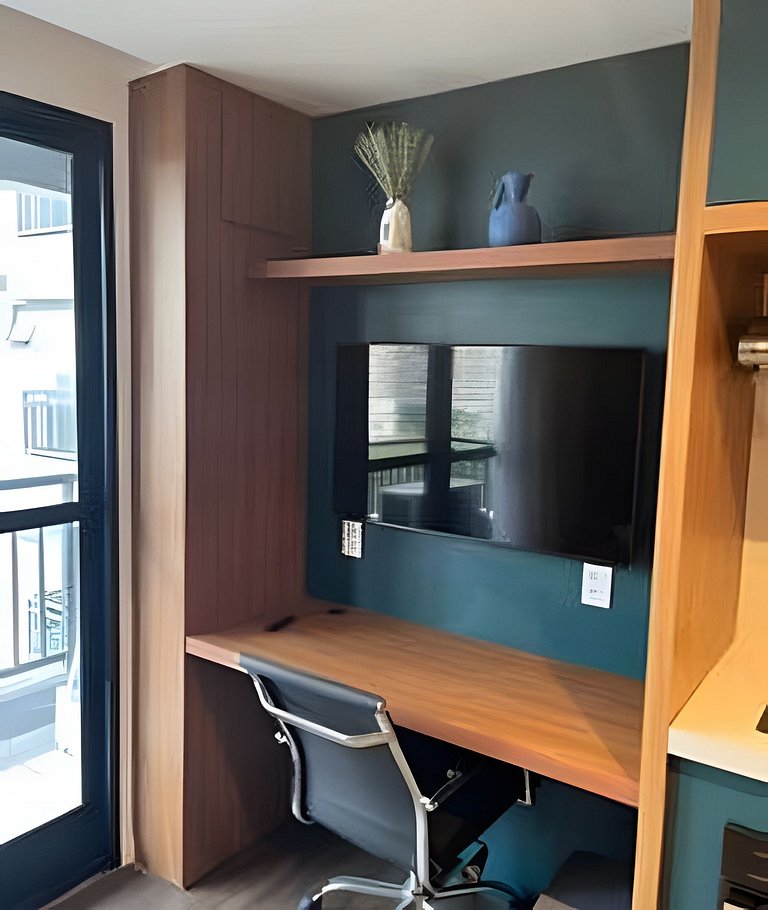 2 Dorm Charmoso c/ Academia, Piscina e vaga (702)