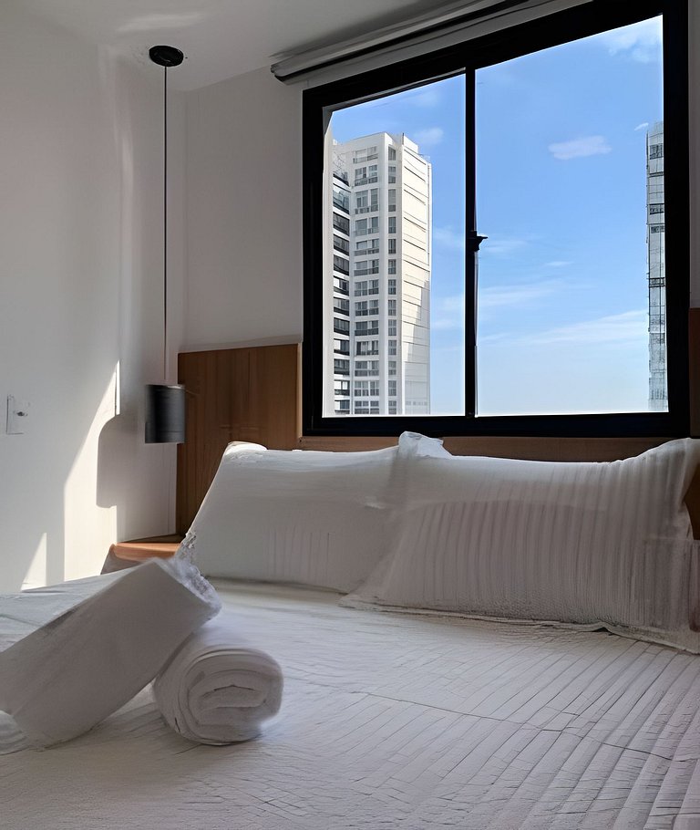 2 Dorm Charmoso c/ Academia, Piscina e vaga (902)