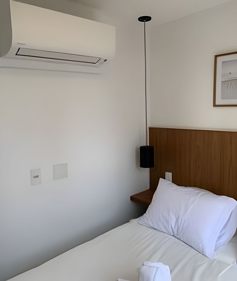 2 Dorm Charmoso c/ Academia, Piscina e vaga (902)