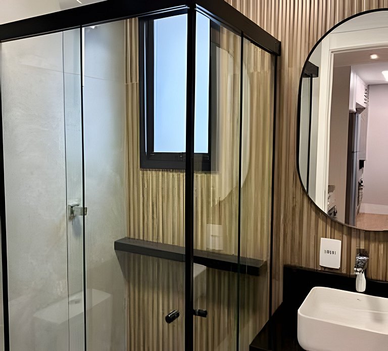 2 Dorm Charmoso c/ Academia, Piscina e vaga (1012)
