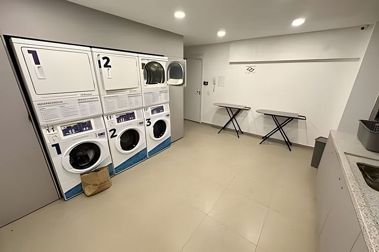 Apto Charmoso c/ Academia e piscina (910)