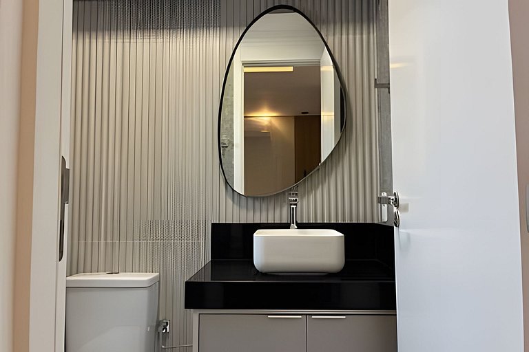 Apto Charmoso c/ Academia e piscina (910)