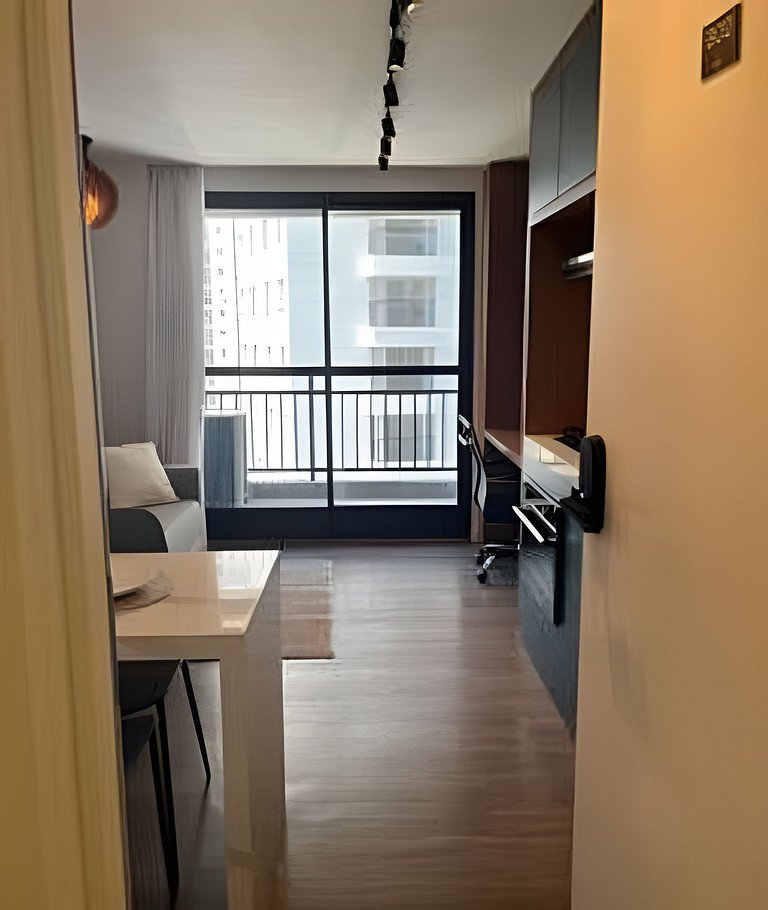 2 Dorm Charmoso c/ Academia, Piscina e vaga (802)
