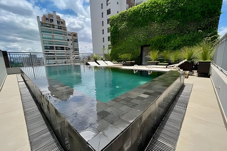 Studio com academia, rooftop e piscina (402)