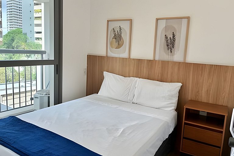 Studio com academia, rooftop e piscina (402)