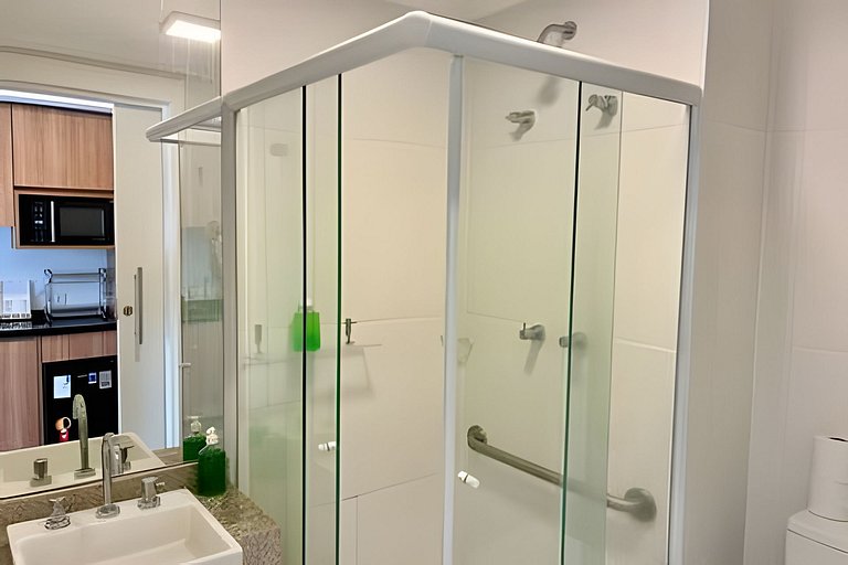 Studio com academia, rooftop e piscina (402)
