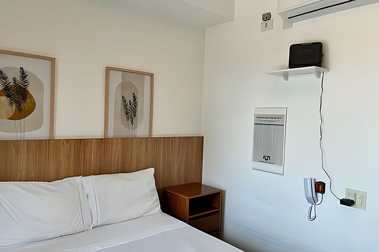Studio com academia, rooftop e piscina (402)