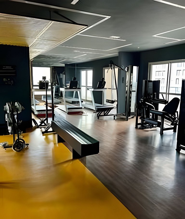 Studio com academia, rooftop e piscina (402)