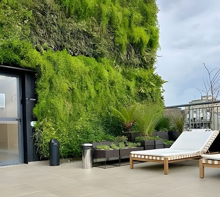 Studio com academia, rooftop e piscina (402)
