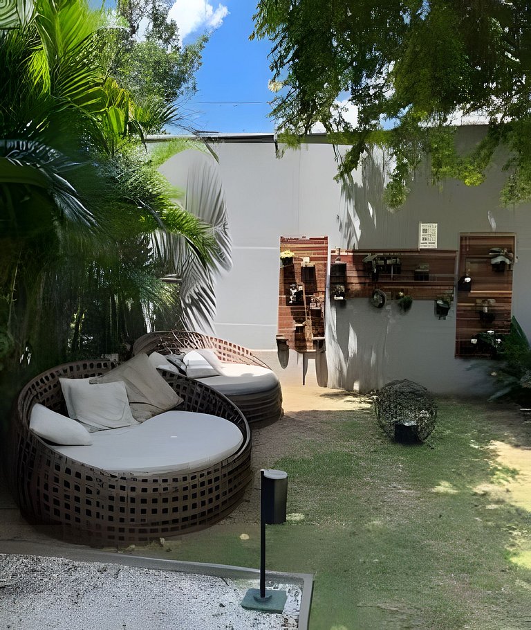 Studio c/ piscina, academia e próx. metrô (411)