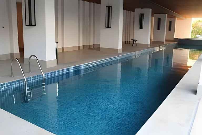 Studio c/ piscina, academia e próx. metrô (411)