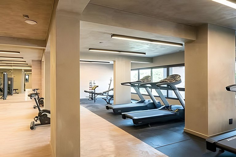 Studio c/ piscina, academia e próx. metrô (411)