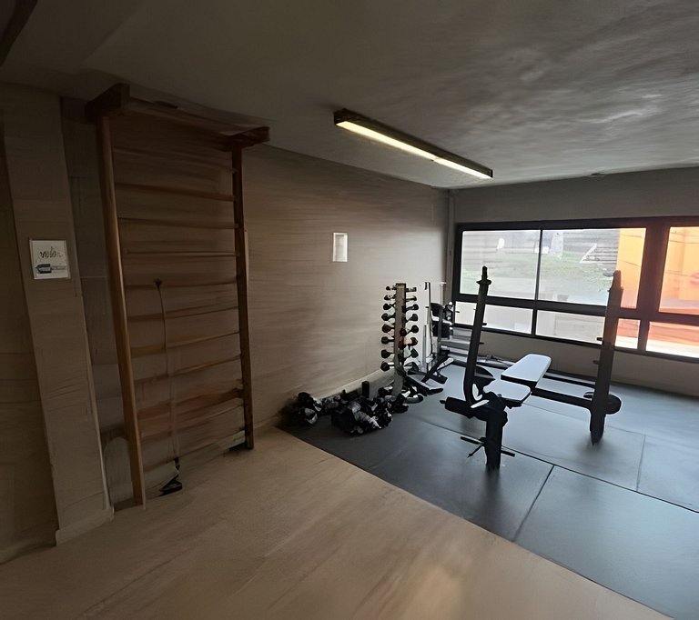 Studio c/ piscina, academia e próx. metrô (411)