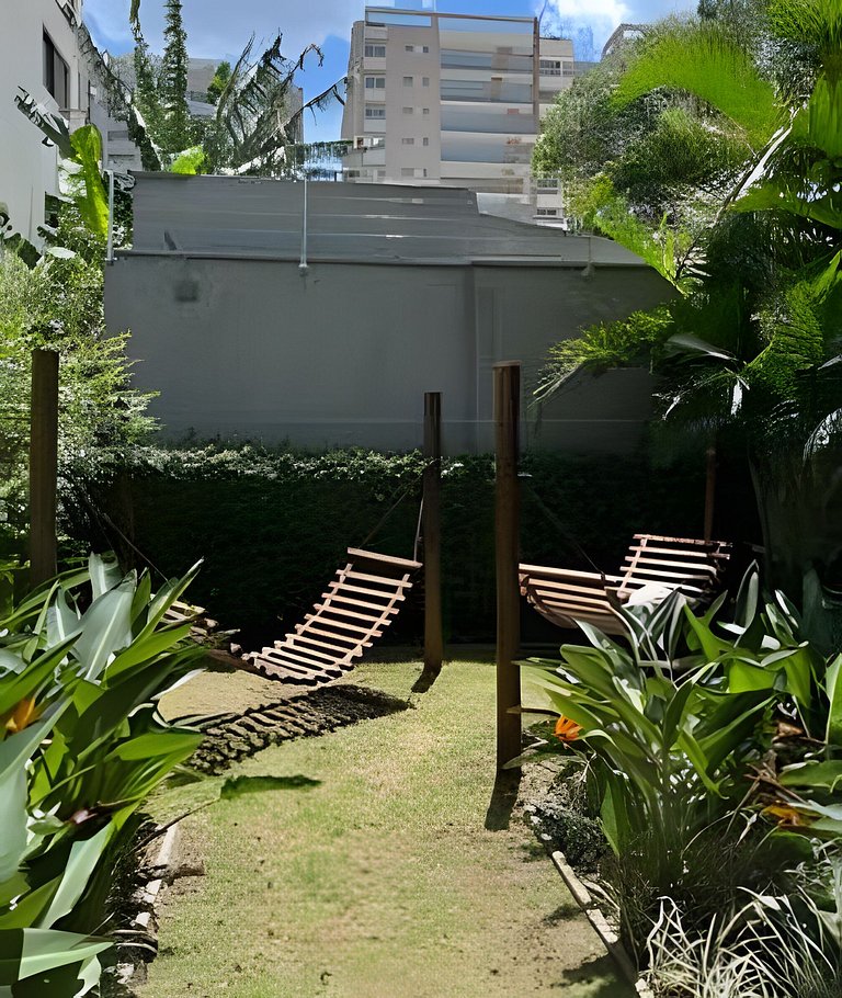 Studio c/ piscina, academia e próx. metrô (411)