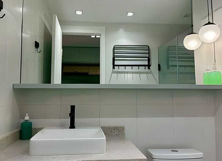 Apto de luxo com piscina incrível, academia(2007A)