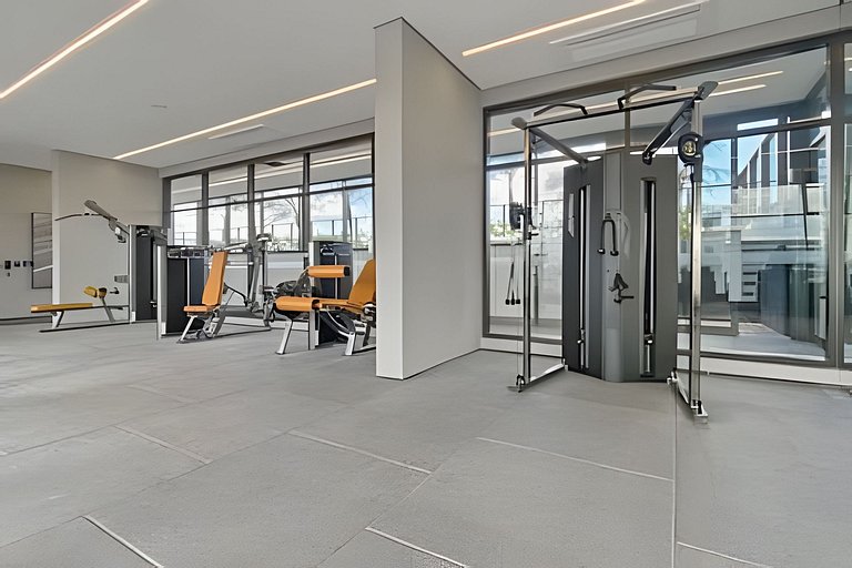 Apto luxo com piscina incrível e academia (1406A)