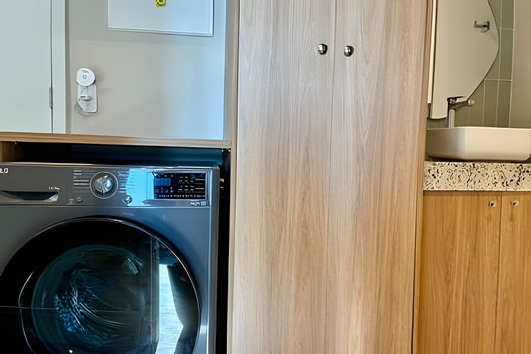 2 Dorm Charmoso c/ Piscina e vaga (103)