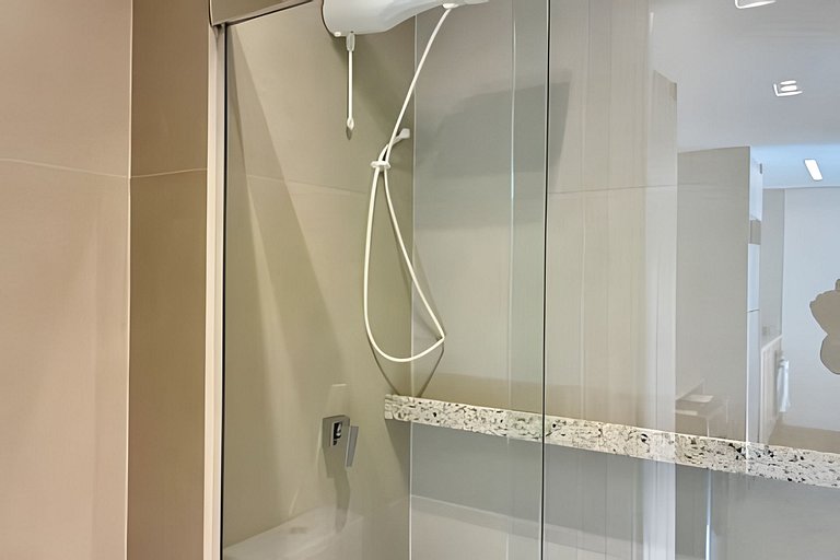 2 Dorm Charmoso c/ Piscina e vaga (103)