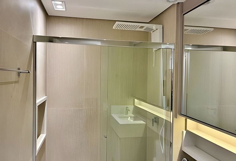 Apto charmoso c/ piscina e vaga (24)