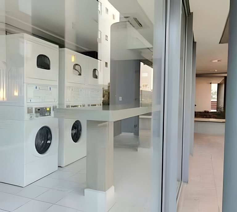 Studio de Luxo c/ piscina, academia e garagem(112)