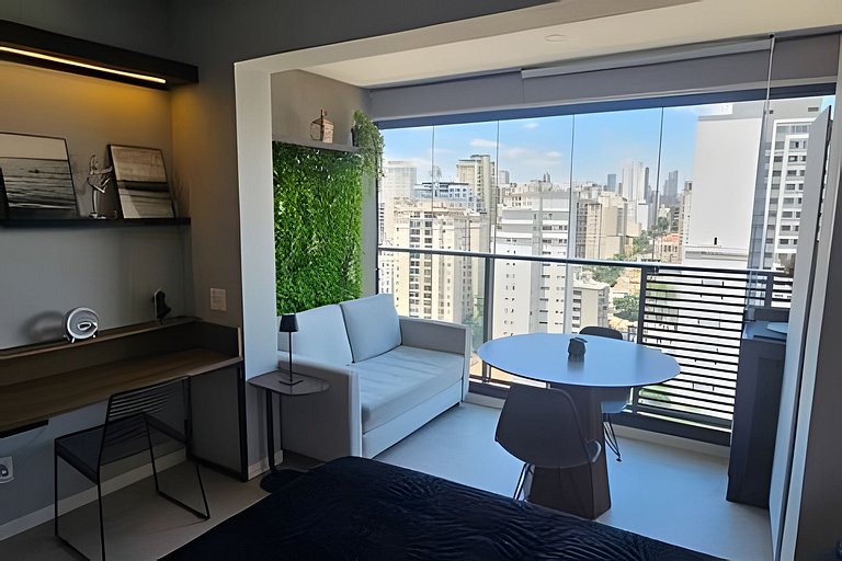 Apto de luxo com piscina incrível, academia(2206B)