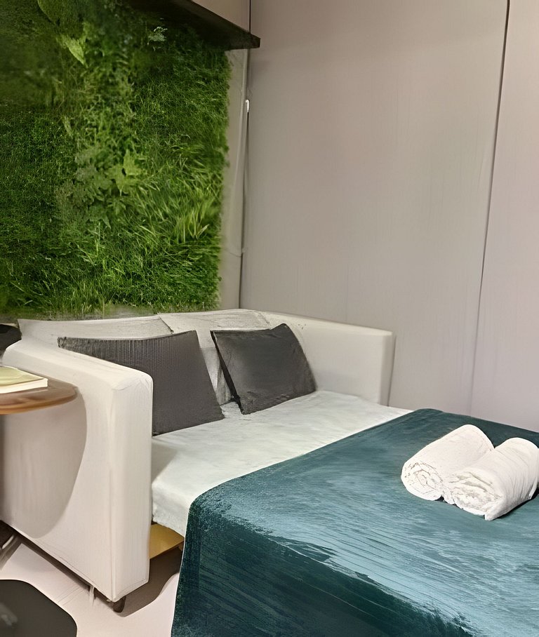 Apto de luxo com piscina incrível, academia(2206B)