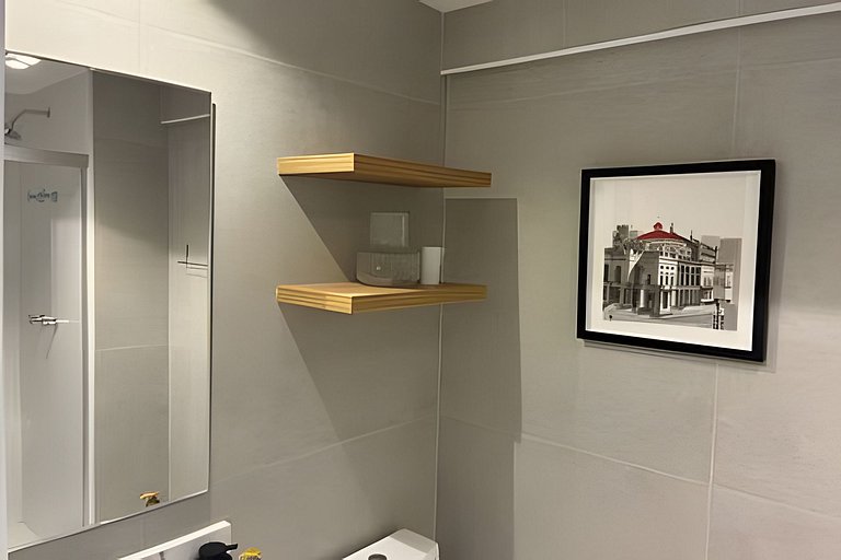 Studio c/ piscina, academia e próx. metrô (405)