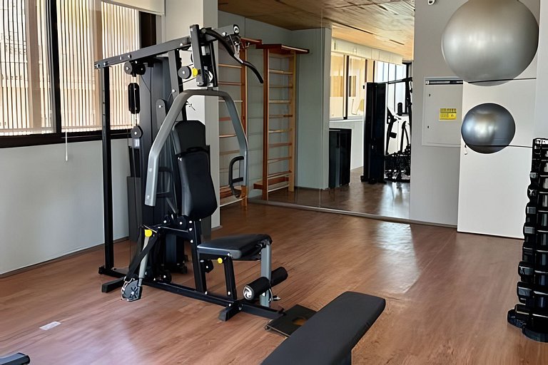 Studio c/ piscina, academia e próx. metrô (405)