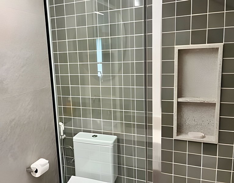 Apto de luxo com spa, academia próx metrô (419)