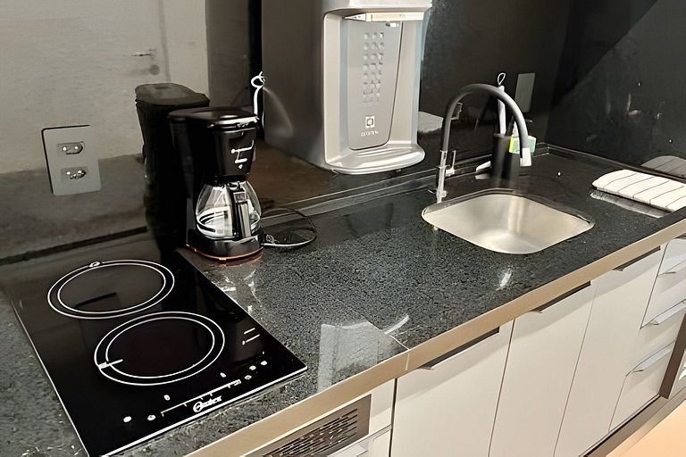 Apto de luxo com spa, academia próx metrô (419)