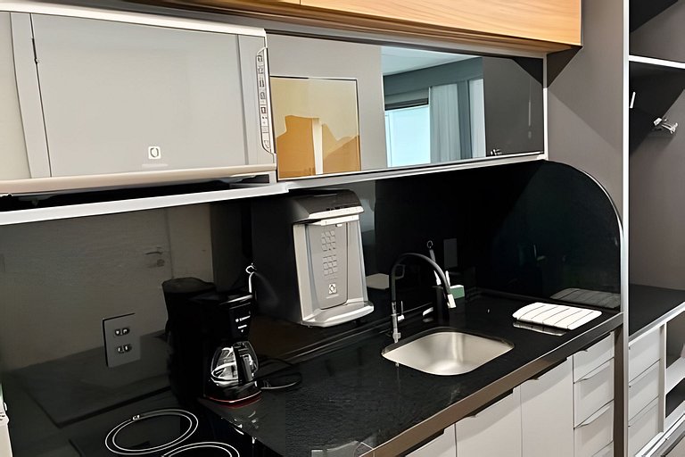 Apto de luxo com spa, academia próx metrô (419)
