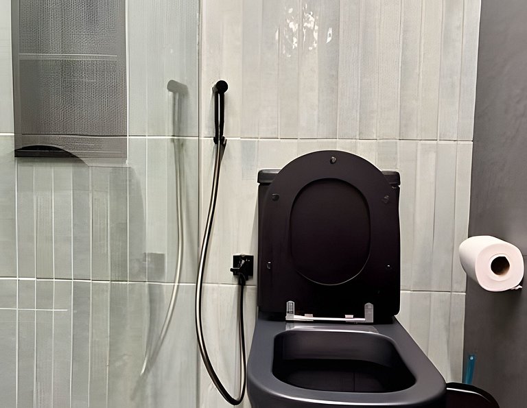 Apto de luxo com spa, academia próx metrô (306)