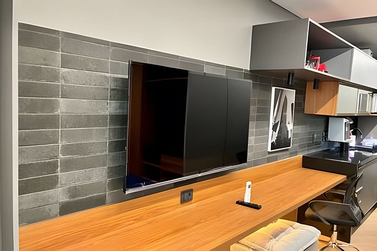 Apto de luxo com spa, academia próx metrô (306)