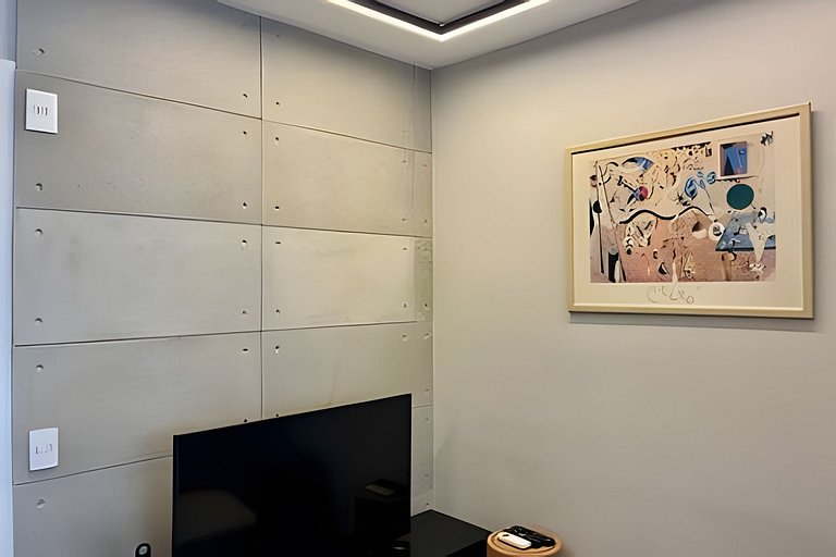 Apto Charmoso c/ Academia e piscina (204)