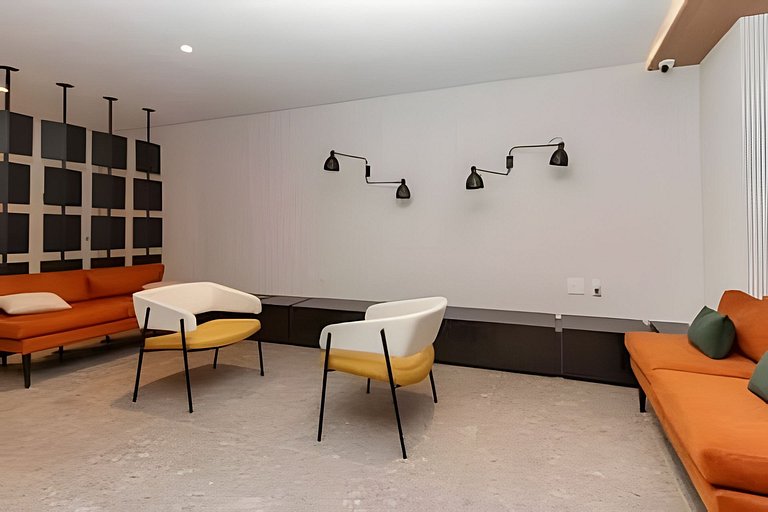 Apto de luxo com spa, academia próx metrô (521)