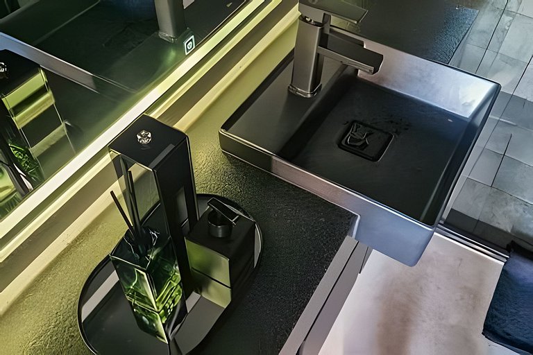Apto de luxo com spa, academia próx metrô (521)