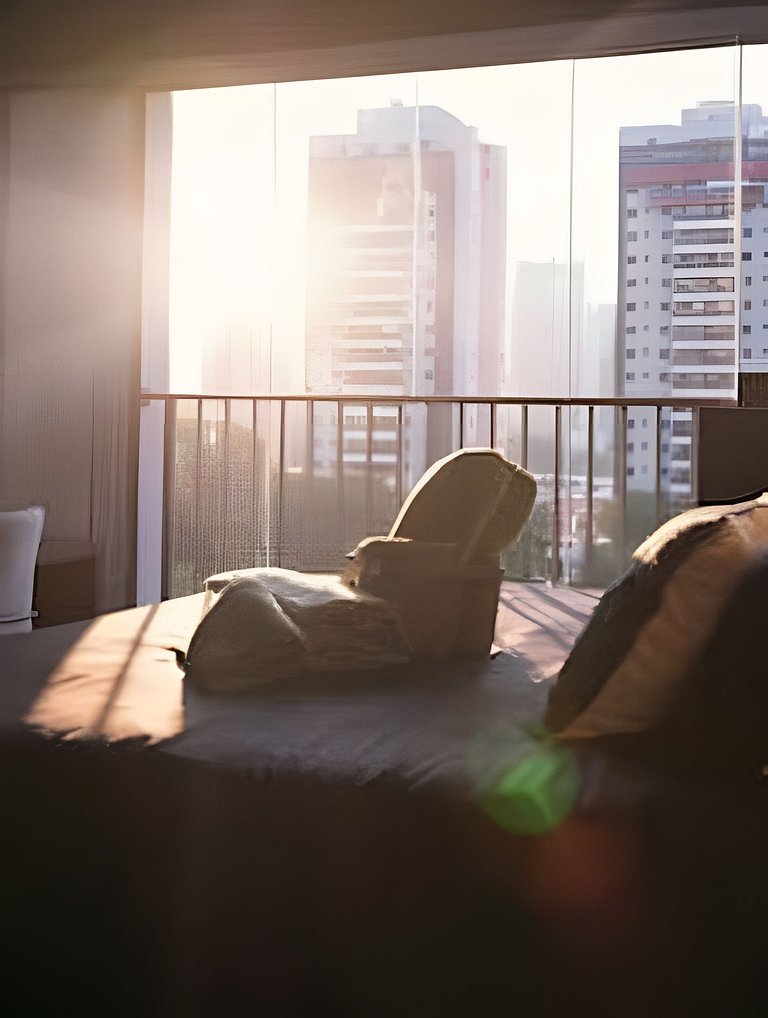 Apto de luxo com spa, academia próx metrô (521)
