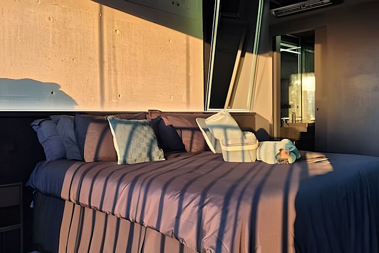 Apto de luxo com spa, academia próx metrô (521)
