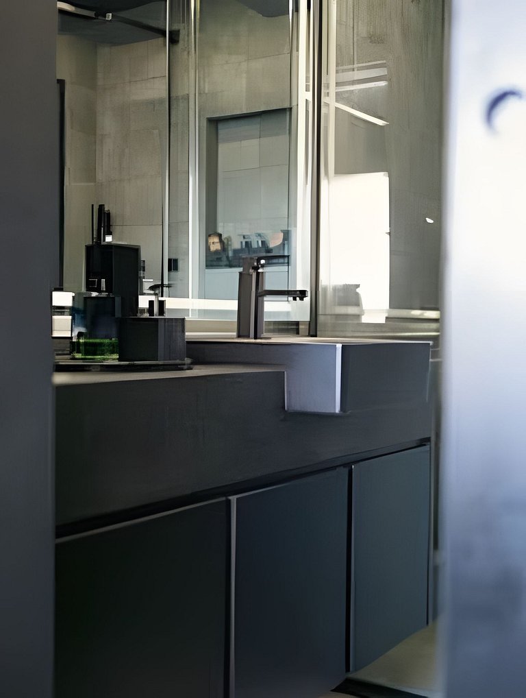 Apto de luxo com spa, academia próx metrô (521)