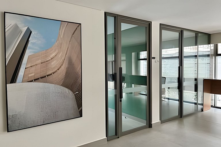 Apto luxo com piscina incrível e academia (155B)