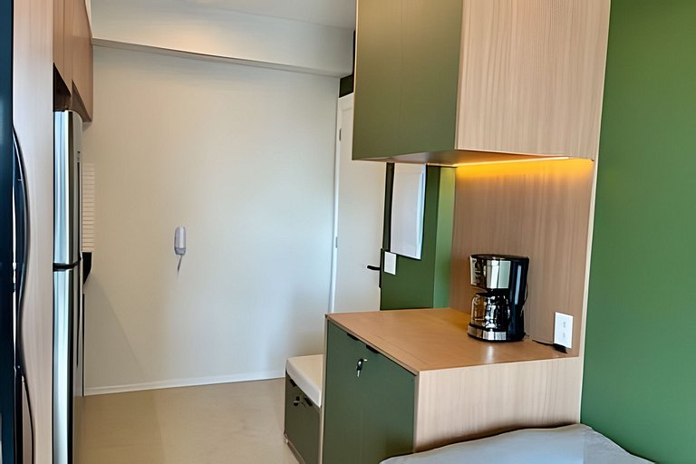Apto luxo com piscina incrível e academia (155B)