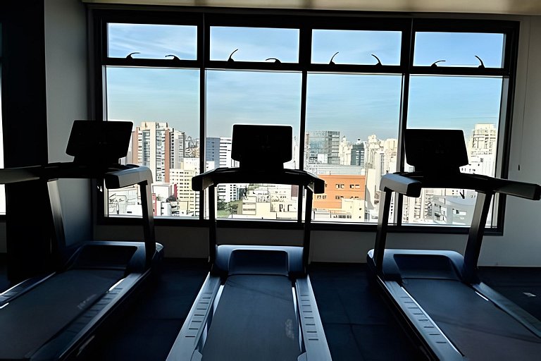 Apto luxo com piscina incrível e academia (155B)
