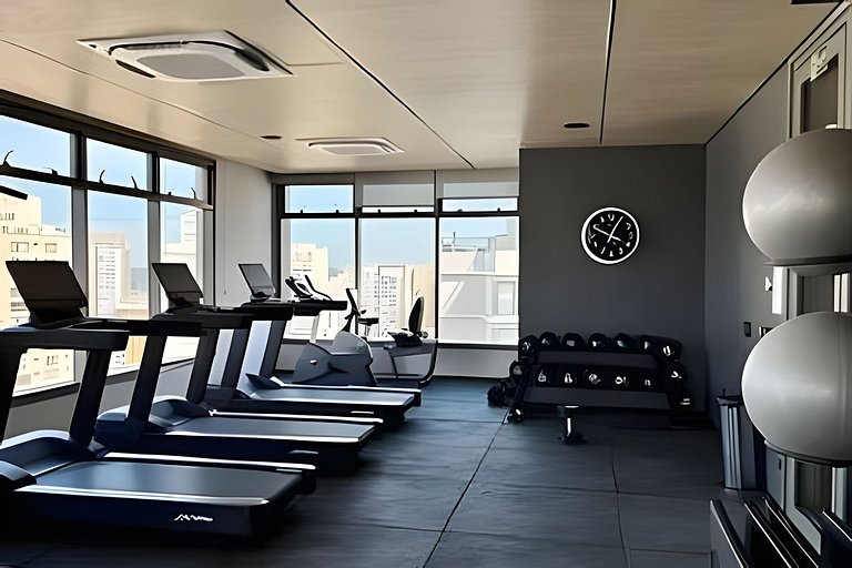 Apto luxo com piscina incrível e academia (101B)