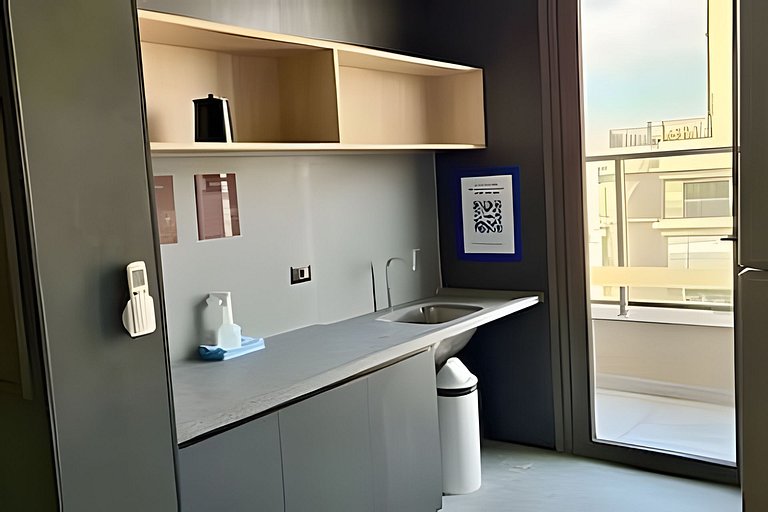 Apto luxo com piscina incrível e academia (101B)