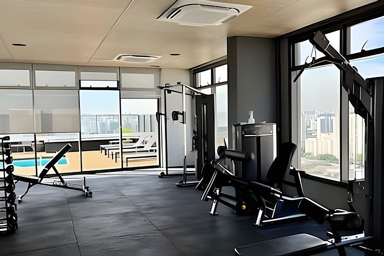 Apto luxo com piscina incrível e academia (101B)