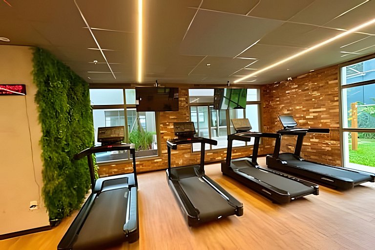 Studio Moderno cama king, academia e piscina (312)