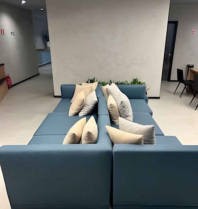 Studio Moderno cama king, academia e piscina (312)