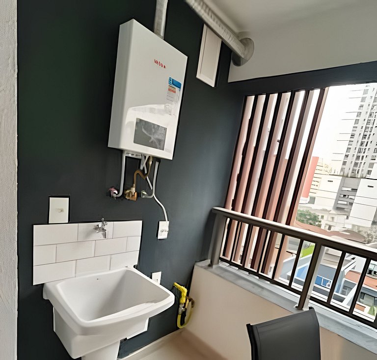 Studio Moderno cama king, academia e piscina (312)